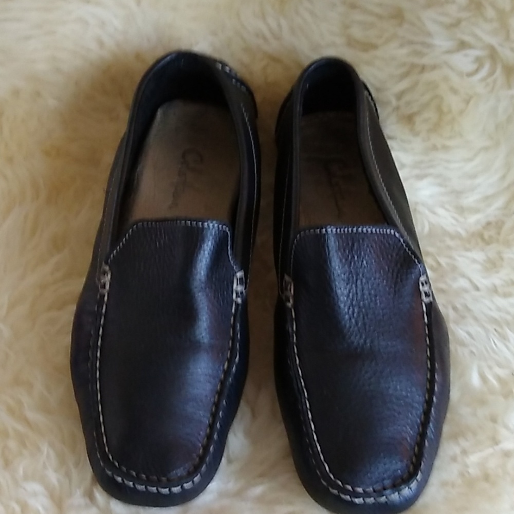 Cole Hahn black leather 6 1/2 b loafers pre-owned